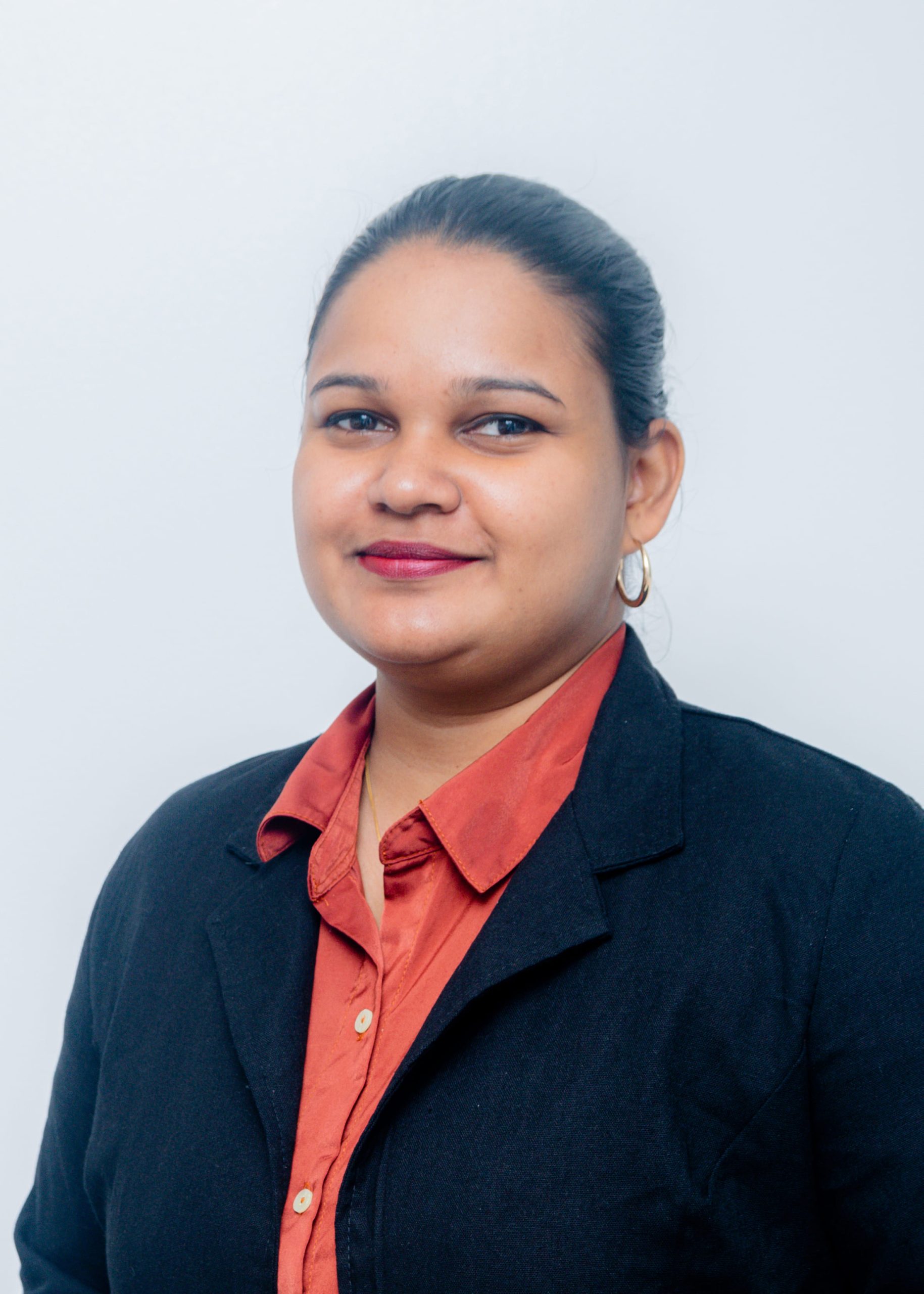 Hatha Kapuralalage Dilini Pabuddhika Dayarthne